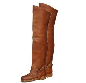 Spätmittelalterlicher Stiefel „D`Artangnan“