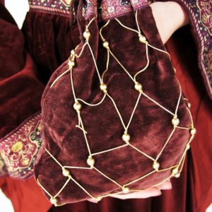 edler Samtbeutel mit Verzierung