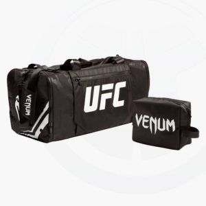 UFC Venum Authentic Fight Week Trainings Ausrüstungstasche schwarz
