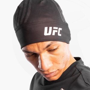 UFC Venum Authentic Fight Night Unisex Walkout Beanie schwarz